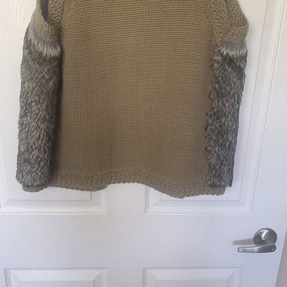 Ann Taylor Womens Sweater Vest Size Medium Knitted Brown Faux Fur Open Front - Picture 6 of 8